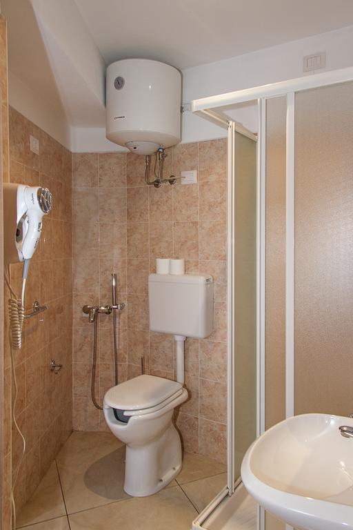 Suite Tower Bergamo Szoba fotó